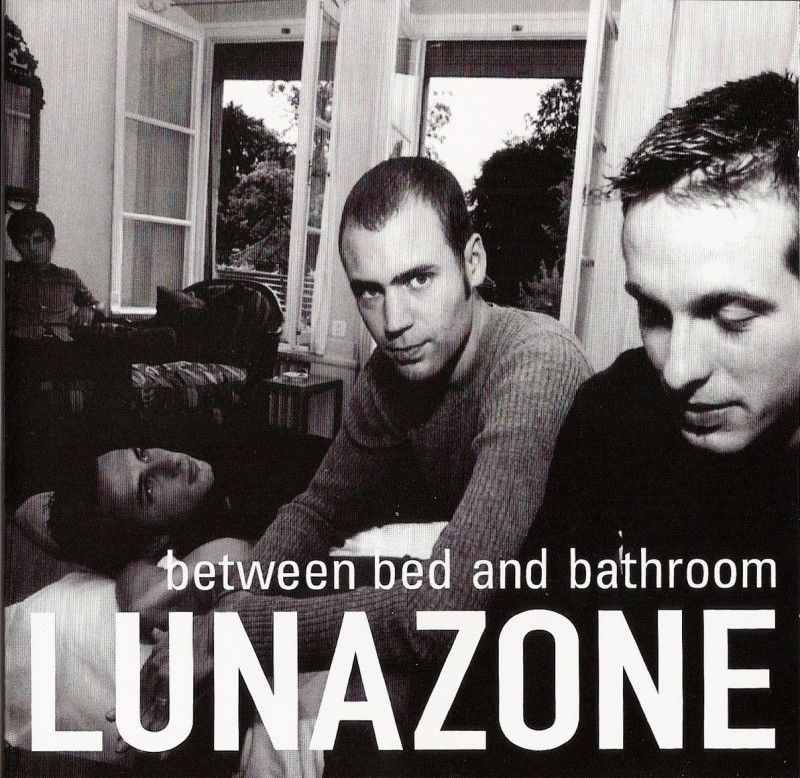 Lunazone - Between Bed and Bathroom